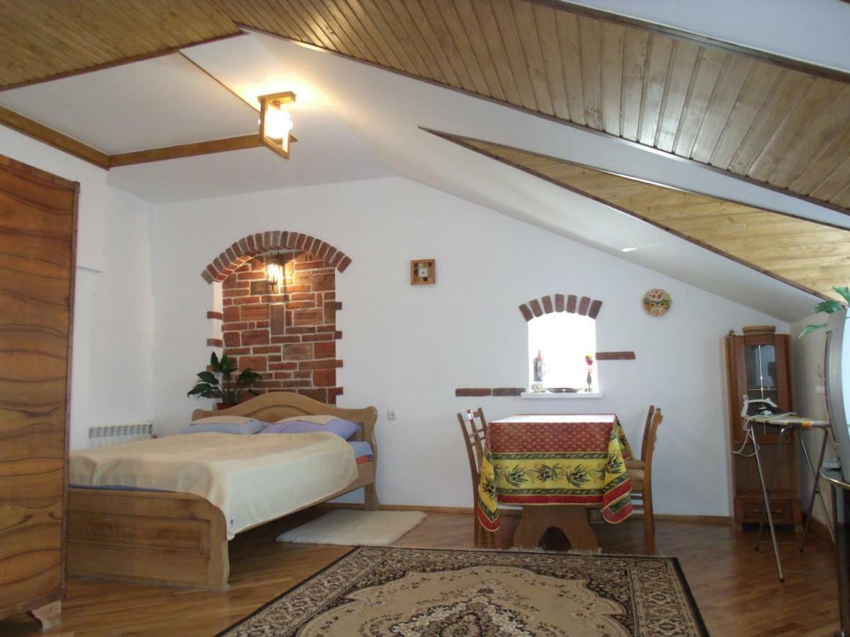 Квартира-Студия В Стиле Шале Truskavets Buitenkant foto